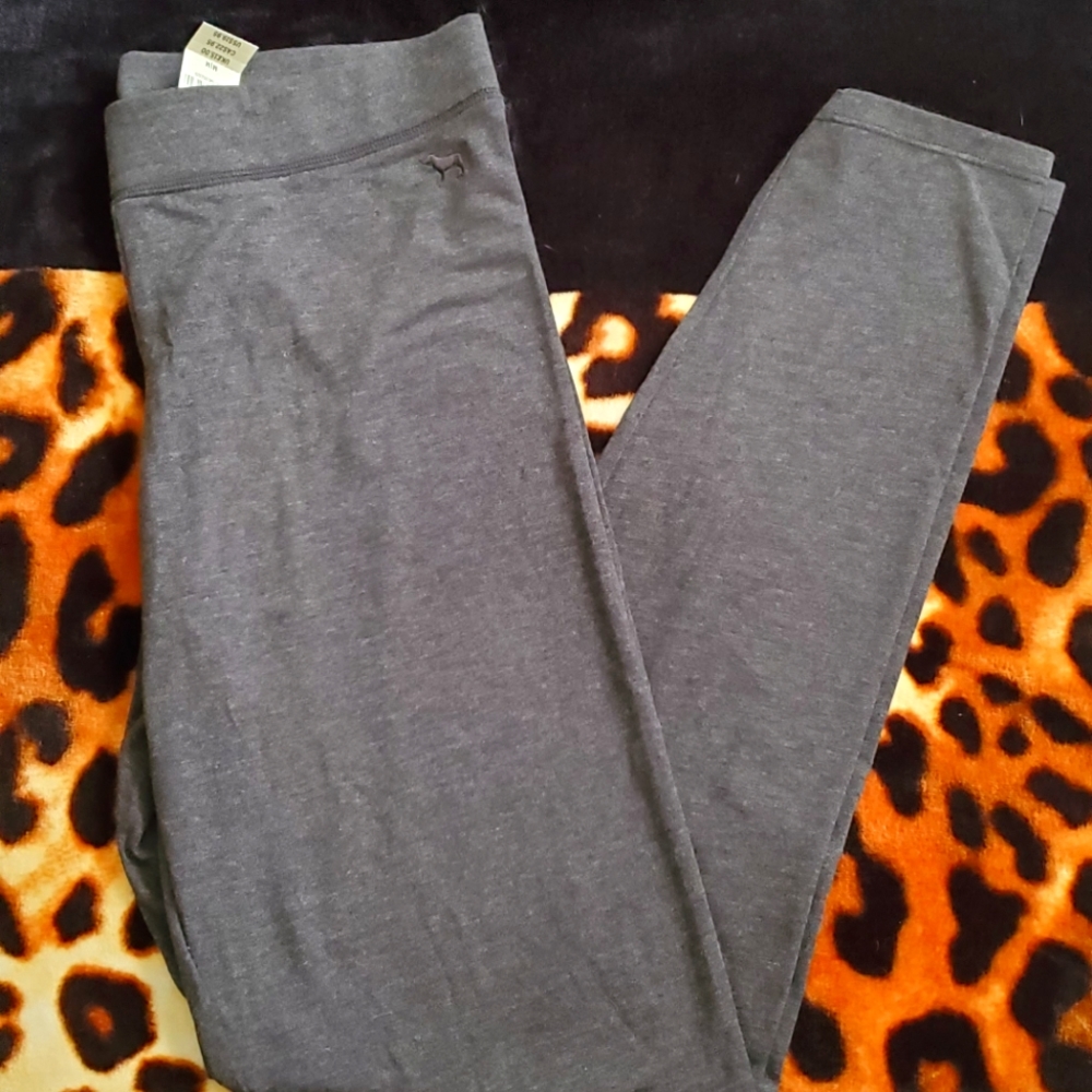 NWT VS PINK cotton leggings !